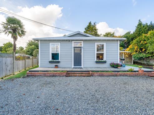 11 Moeraki Road, Maoribank