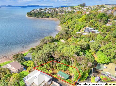 11 Hibiscus Avenue, Snells Beach