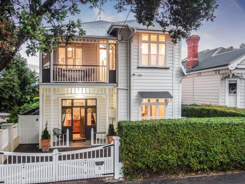 5 Oxford Terrace, Devonport