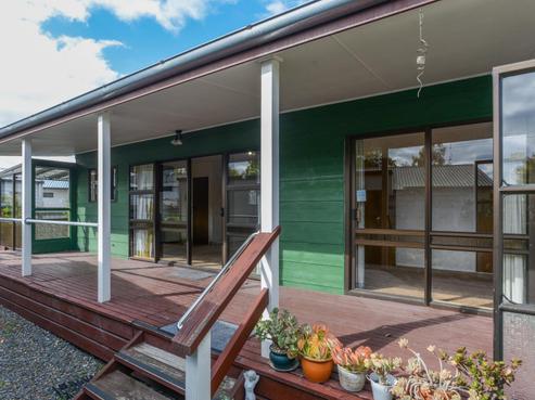 708B Karamu Road South, Raureka