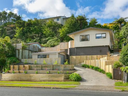 77 Poplar Grove, Whalers Gate