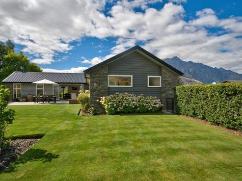 3 Brockworth Lane, Lower Shotover