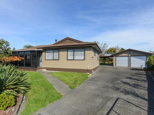 913 Collinge Road, Mayfair
