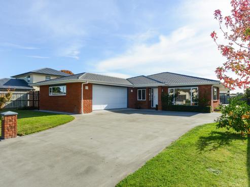 10 Edwards Street, Frimley