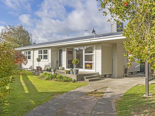 12 Daniell Street, Solway