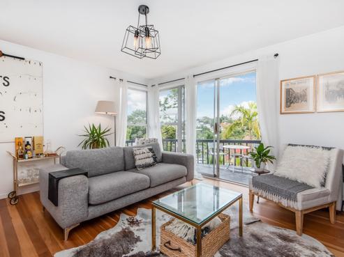 124 Canongate Street, Birkdale