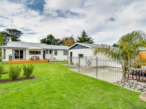 30 Exeter Crescent, Pirimai