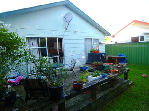 10 Colenso Place, Otaki Beach