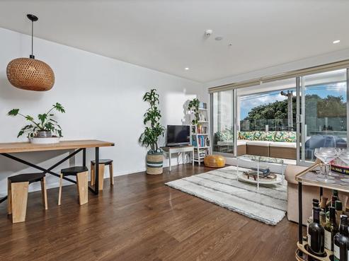 201/25 Bute Road, Browns Bay