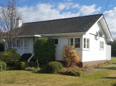 14 Holmes Street, Waimate