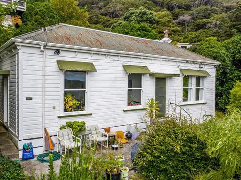 283A Muritai Road, Eastbourne