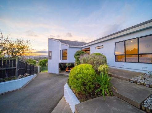 21 Calvert Place, Shiel Hill
