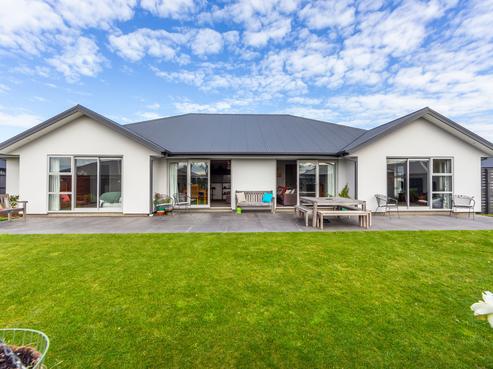 8 Doncaster Avenue, Lincoln