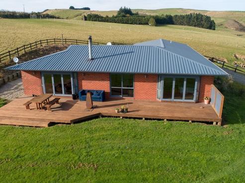 272 Mountain Road, Gore Surrounds