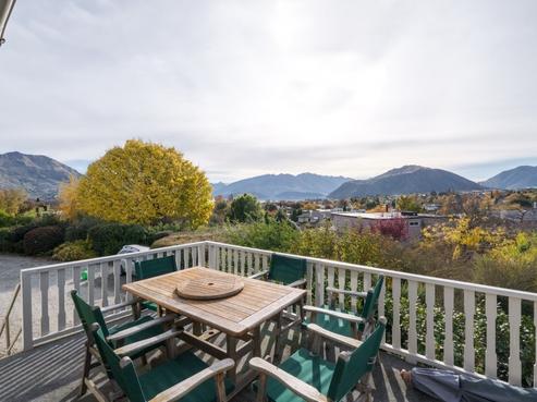 63 Manuka Crescent, Wanaka