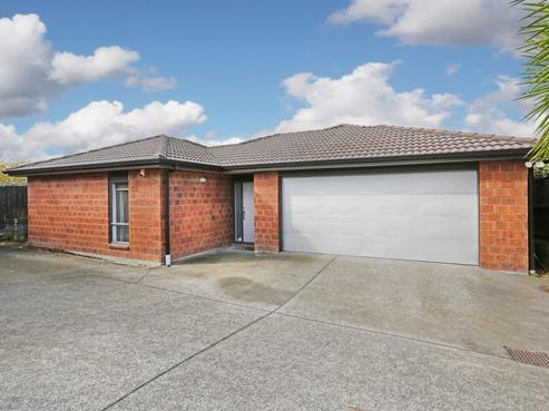 23 Edgewater Parade, Waiuku