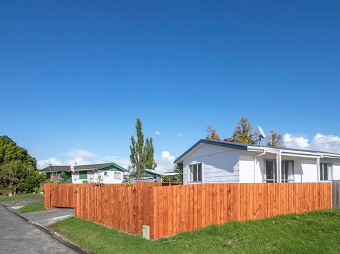 32A Finlayson Avenue, Clendon Park