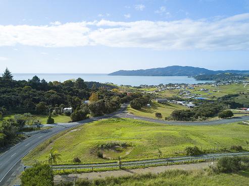 2 Pekama Drive, Cable Bay