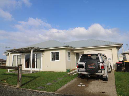 85 Lothian Crescent, Strathern