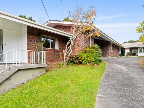 96 Cliff View Drive, Green Bay
