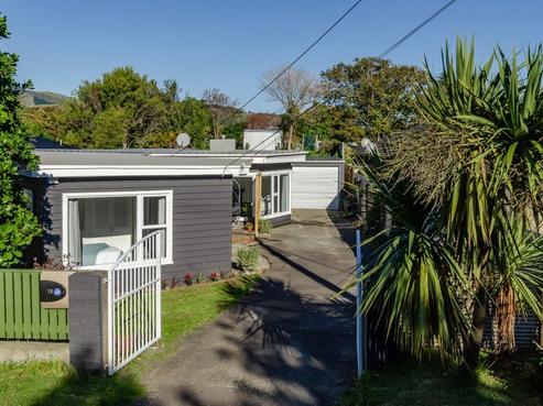 18 Kowhai Grove, Raumati Beach
