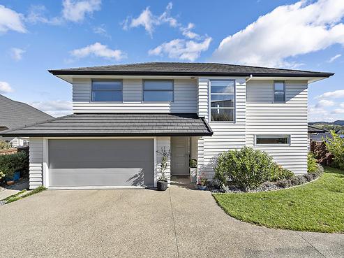 12 Arbors Track, Silverdale