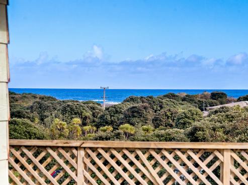 254 Bethells Road, Bethells Beach