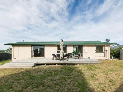 8A Airini Road, Waimarama
