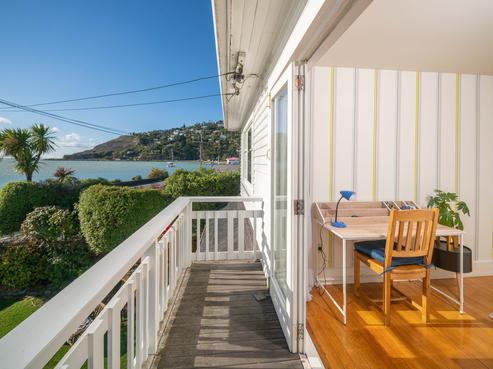 214 Main Road, Moncks Bay