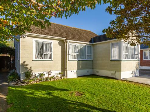 30 Hewer Crescent, Naenae