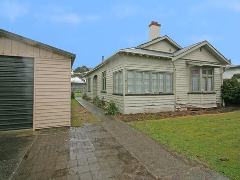 157 Dalrymple Street, Strathern