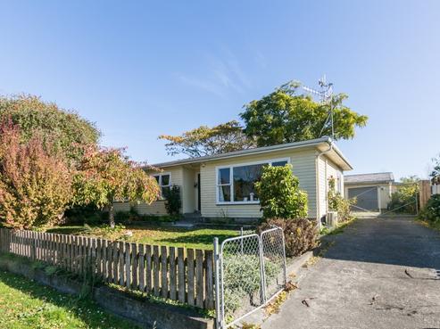 18 Wynyard Crescent, Tamatea