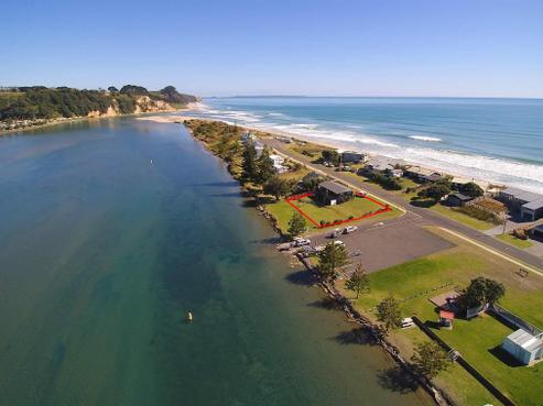 710 Pukehina Parade, Pukehina