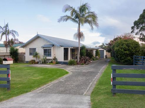 16 Shoemaker Road, Waipu