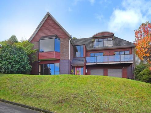 19 Alleyne Court, Brown Owl