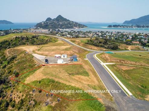 28 Azimuth Road, Tairua