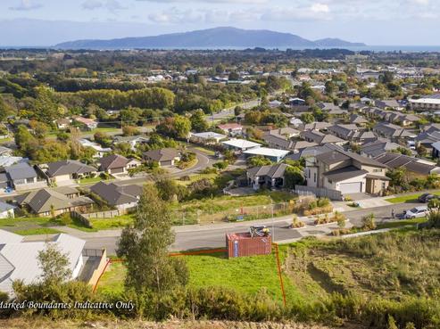 97 Kakariki Grove, Waikanae