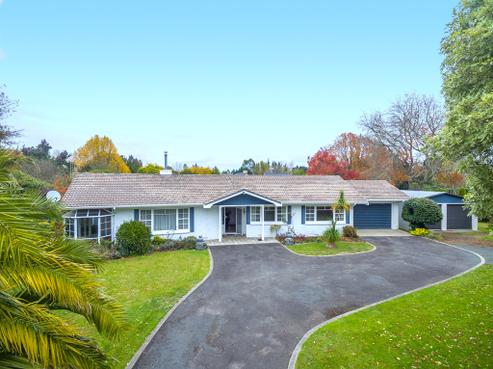 195 Athlone Drive, Cambridge