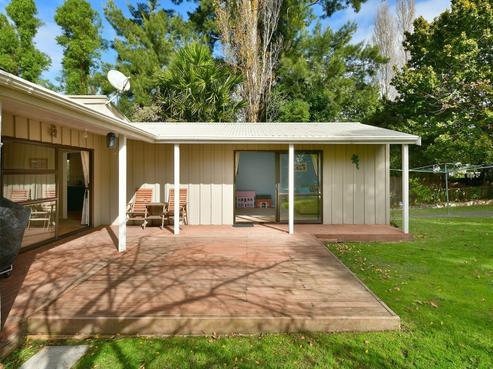 4 Shadon Place, Stanmore Bay