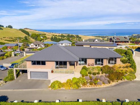 329 Highcliff Road, Highcliff