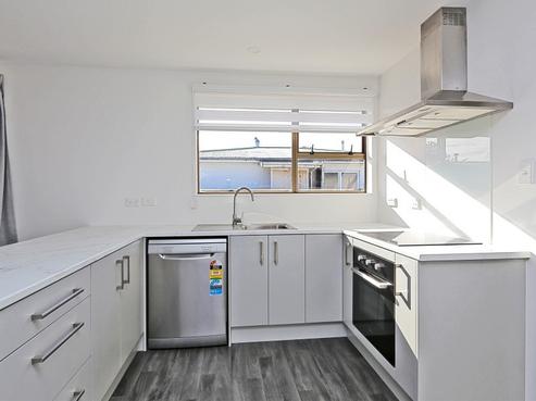 2/204 Frimley Avenue, Frimley