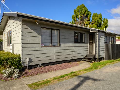 17A Kawaha Point Road, Fairy Springs