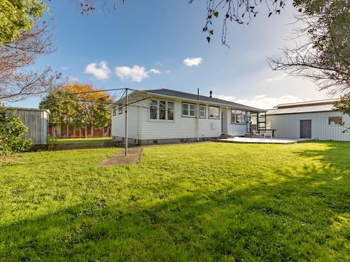 11A Islington Street, Trentham