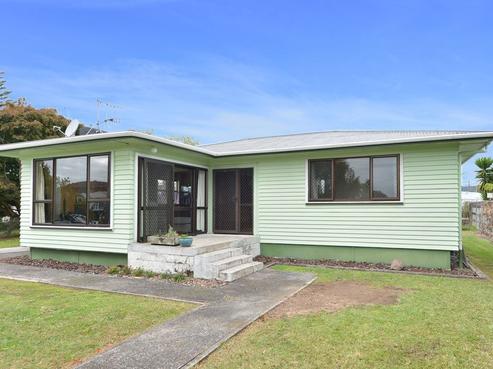 4 Mathew Place, Tikipunga
