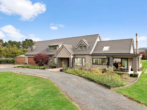 1209 Kaiaua Road, Mangatangi