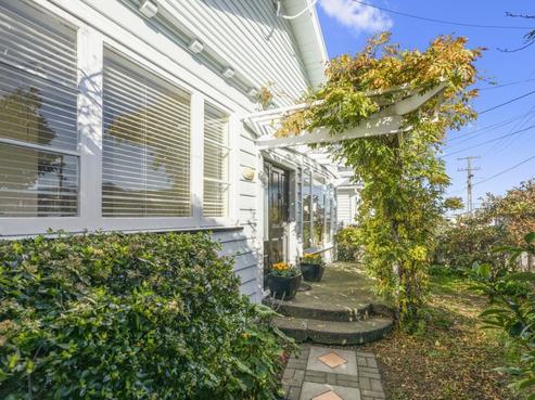 56 Ava Street, Petone