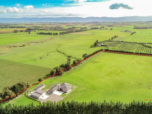 100 Fraters Road, Martinborough