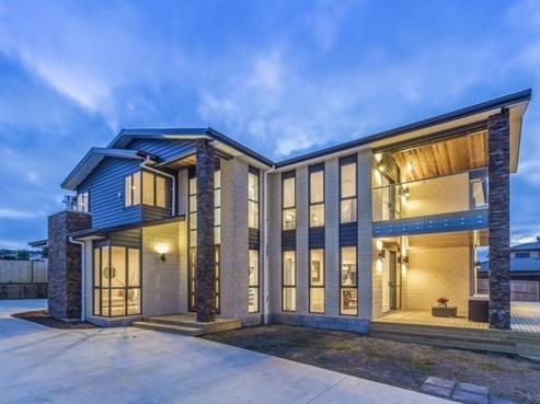 8 Judith Anne Drive, Pukekohe