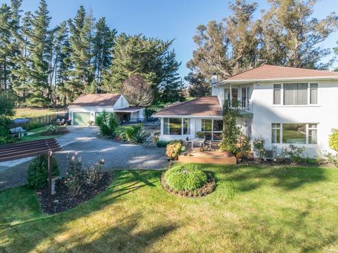 146 Main North Road, Woodend