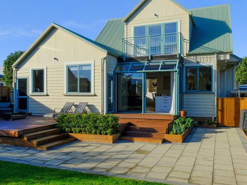 10 Bedford Street, Saint Clair